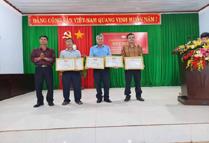 UBMTTQ thị trấn Ea Drăng tổ chức Hội nghị tổng kết công tác mặt trận năm 2021